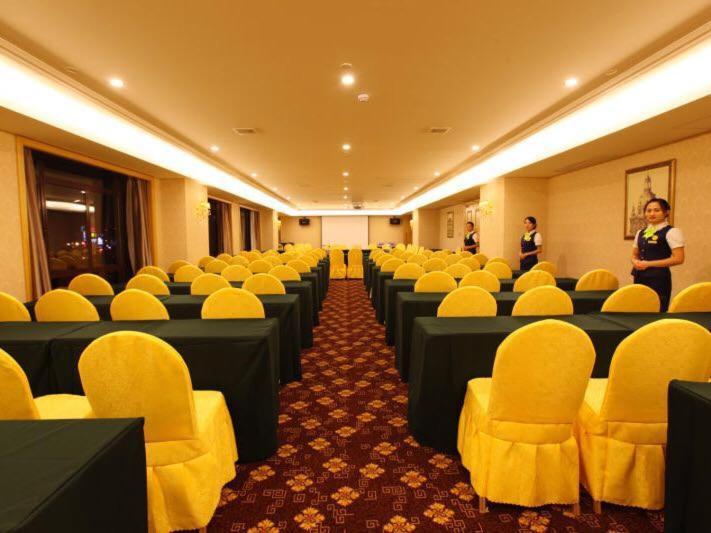 Vienna Hotel Shanghai Songjiang Development Zone Exterior photo